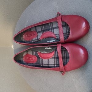 Born Red Mary Jane Leathef Flat